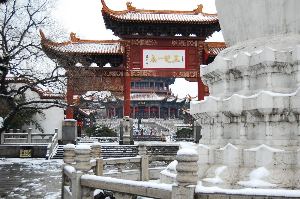 FESCO-UIC致力于留学20年，打造最省心的留学平台-AG亚娱集团