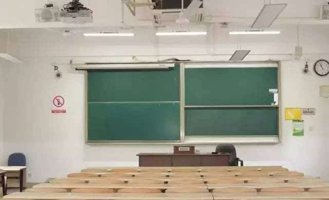 上海普陀消防靶向治理5000余处消防安全重大风险:ag亚娱官网(图2) AG亚娱集团