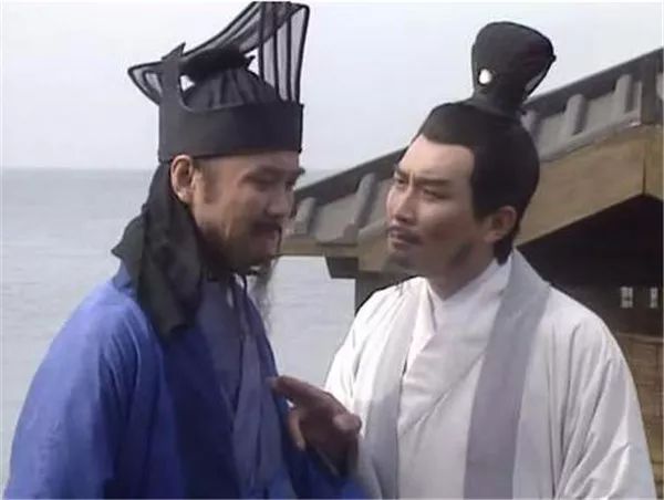 “AG亚娱集团”襄阳消防宣传小分队入户开展电动车防火宣传(图4) AG亚娱集团官方