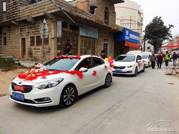 为关爱独居老人 阜康消防宁静知识“送上门”_AG亚娱集团(图2) AG亚娱集团