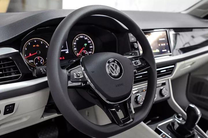 男童右脚被卡电瓶车后轮 黄岩消防破拆救援“AG亚娱集团官方”(图3) AG亚娱集团官方