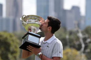 华为发布首款5G折叠屏手机MateX售价17500元今年年中上市【AG亚娱集团】(图3) AG亚娱集团官方