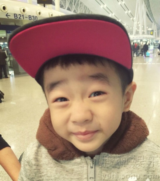 AG亚娱集团-
清华盘算机系教授推荐给学生的一本从入门到醒目的Python电子书