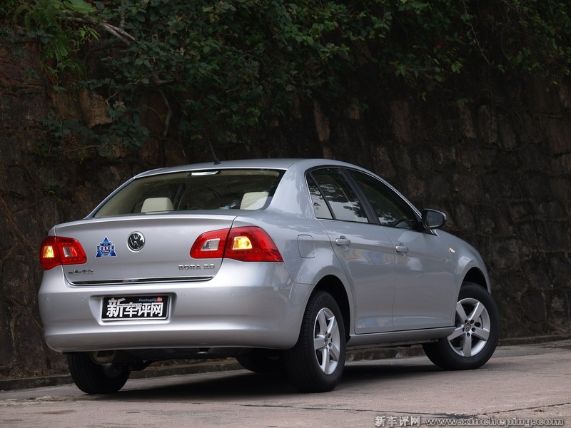 ‘ag亚娱官网’富士康在启动今年最大规模招募计划:预招1.2万名大学生(图2) AG亚娱集团