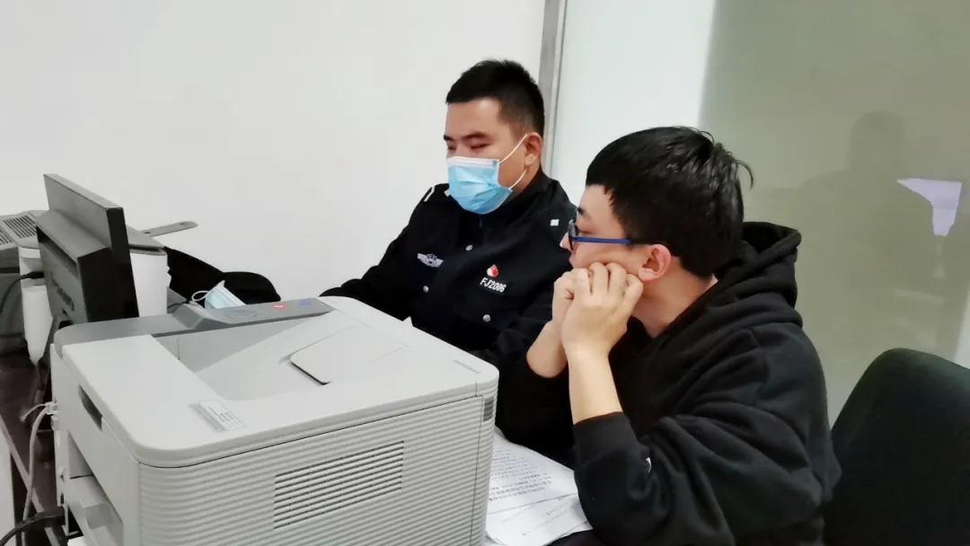 
宣传也是战斗力——公司新媒体团队为沧州公安收支境助力_AG亚娱集团官方